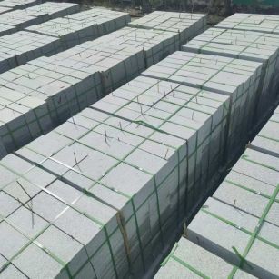白银 芝麻白1.8公分火烧300*600地铺，清仓大甩卖