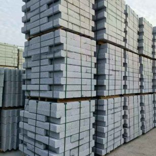 白银 路沿石（路侧石），颜色一致，尺寸标准