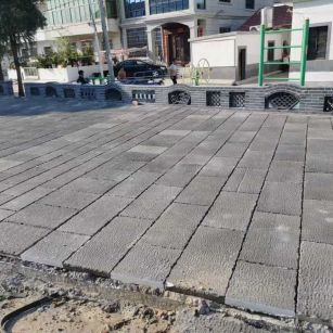 白银仿古石铺装效果