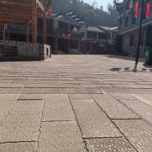 白银仿古石铺装效果