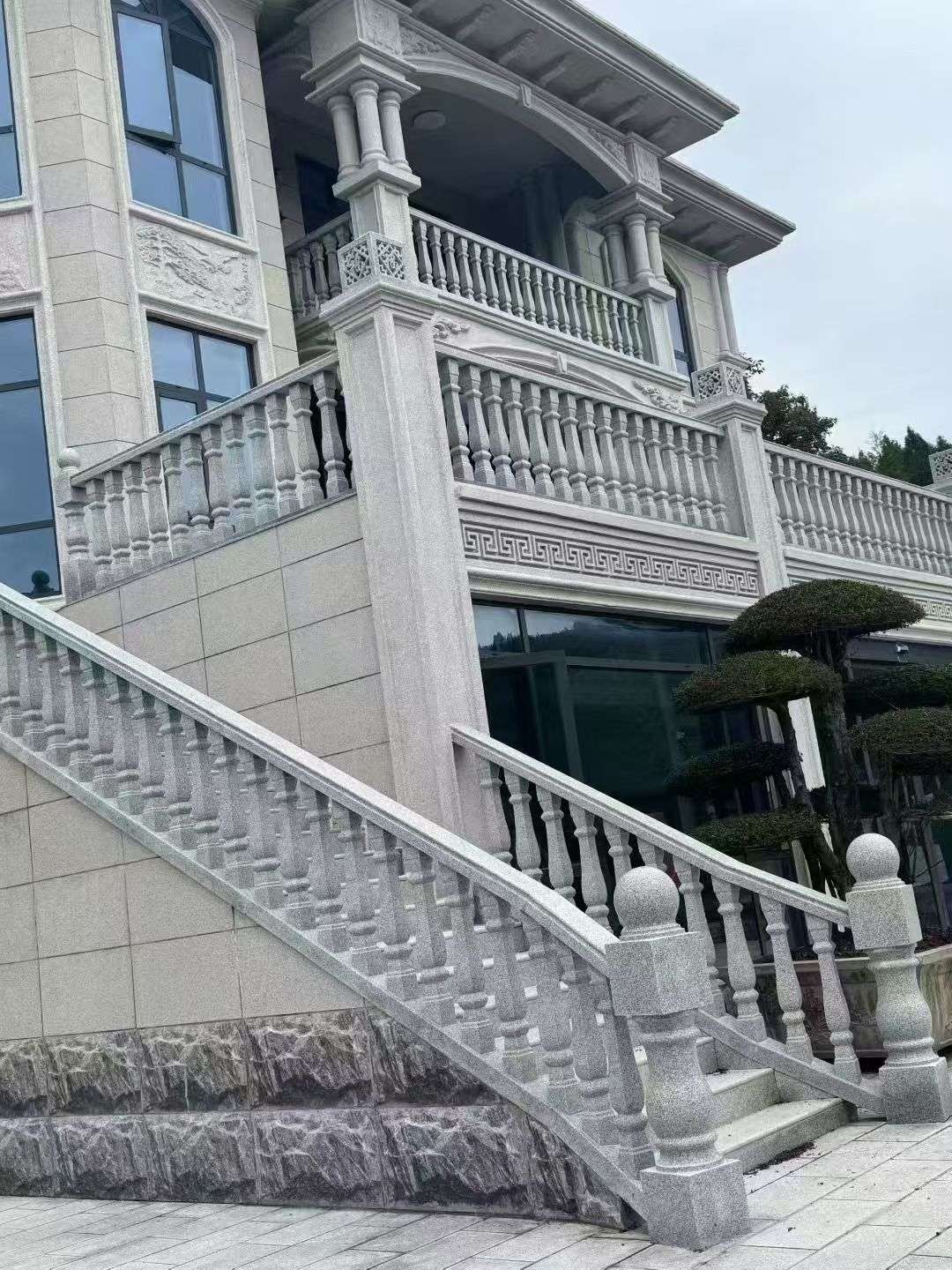 白银 芝麻白别墅，栏杆