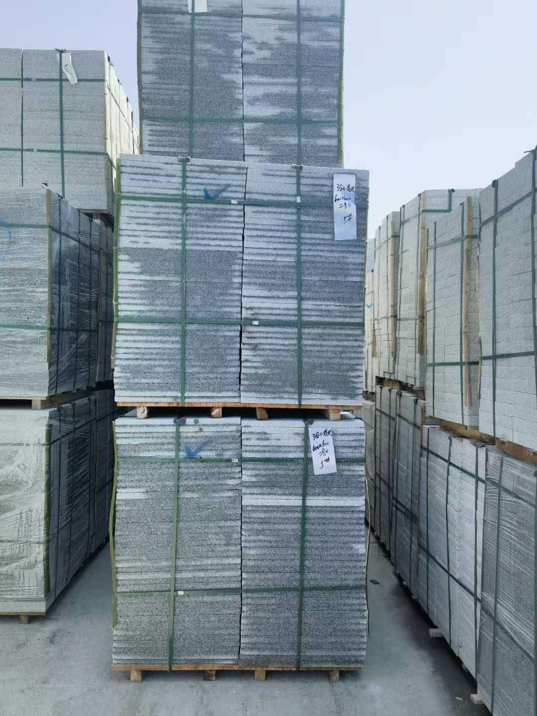白银芝麻白地铺成品