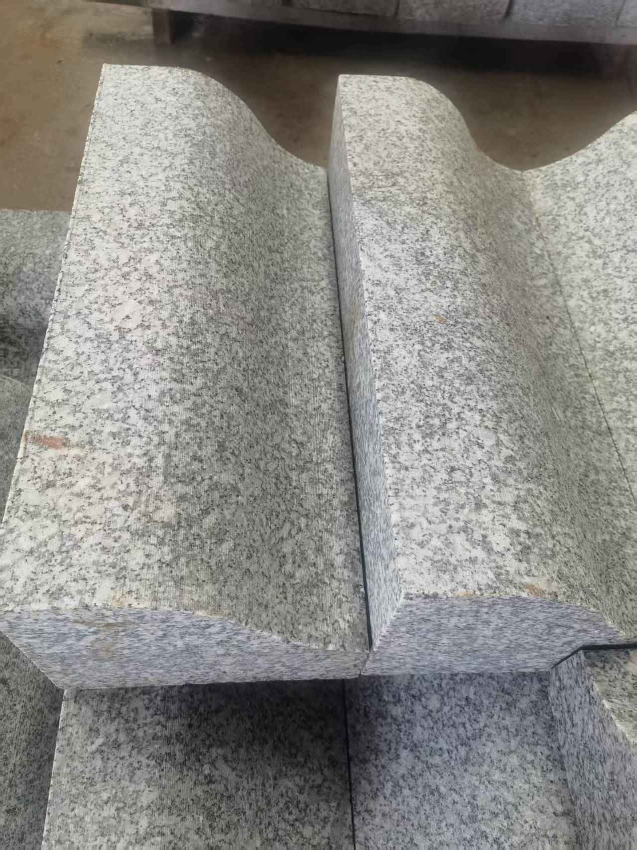 白银芙蓉白S型拉丝面路沿石