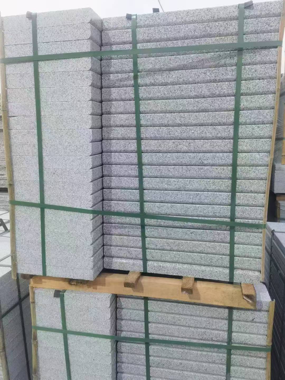 白银 5公分芝麻白，倒斜角，室外楼梯踏步